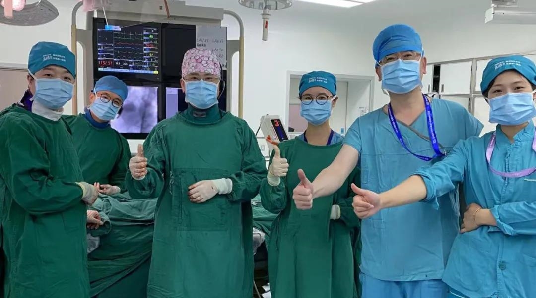 國產球擴式TAVI再創突破：溫州醫科大學附屬第一醫院王玨教授團隊啟動佰仁醫療球擴瓣入組